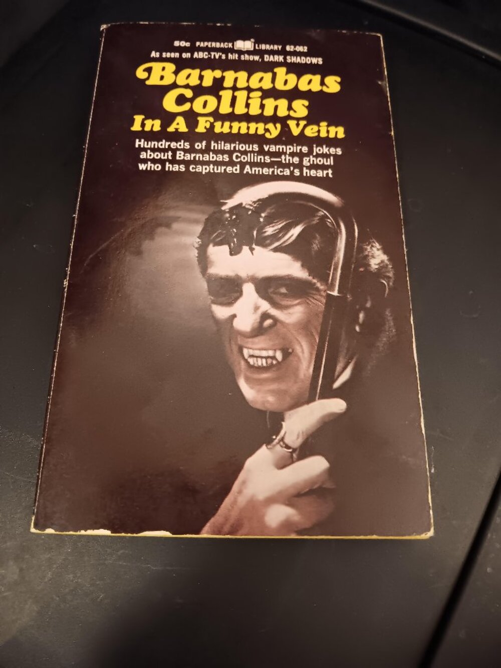 VTG Barnabas Collins In A Funny Vein Paperback 1969 Dark Shadows Binding Unbroke